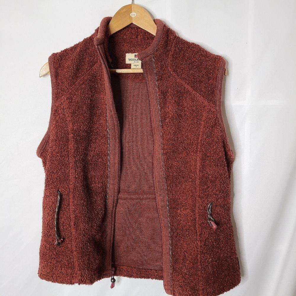 Woolrich Sandy Ridge Zip Front Vest I'm Black Cherry size Small